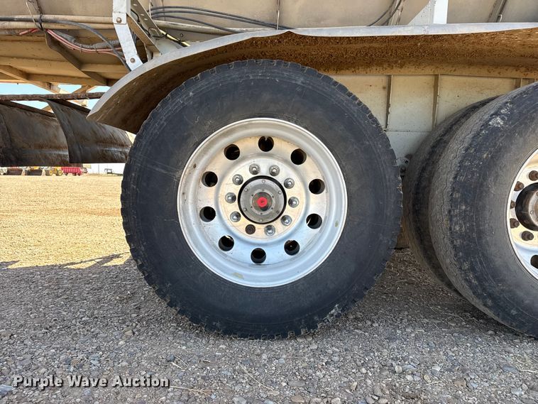 image for item FC2331 2017 Trinity Trailer Mfg Eagle Bridge live bottom trailer
