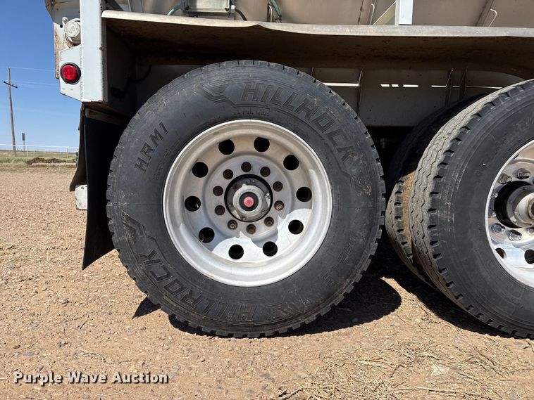 image for item FC2331 2017 Trinity Trailer Mfg Eagle Bridge live bottom trailer