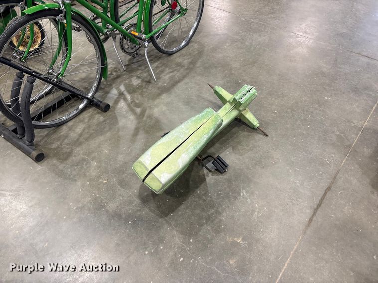 image for item FC2385 John Deere collectables 
