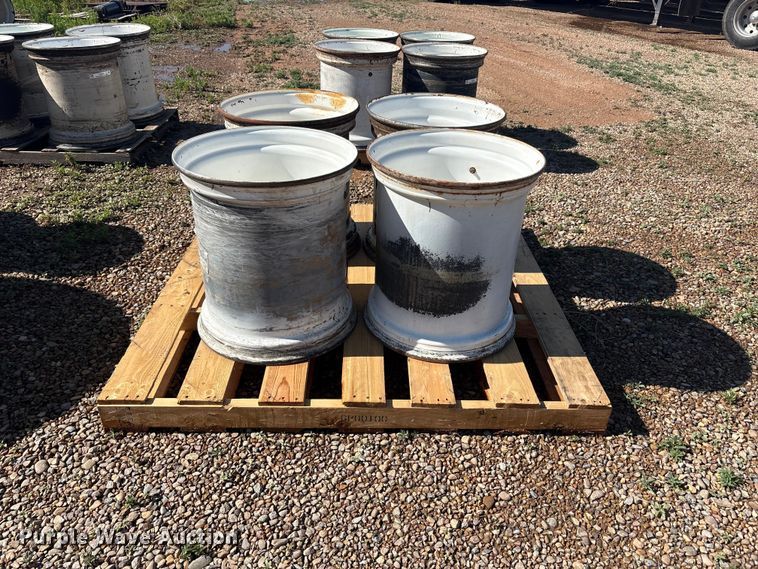 image for item FC2388 (4) 24x22.5 wheels