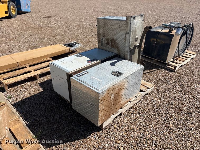 image for item FC2393 Truck parts