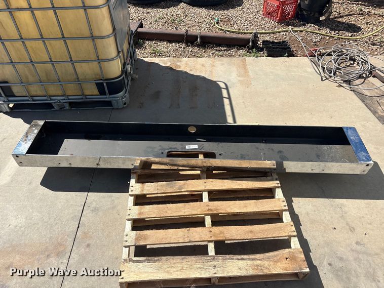 image for item FC2396 Westernstar W4900SF bumper