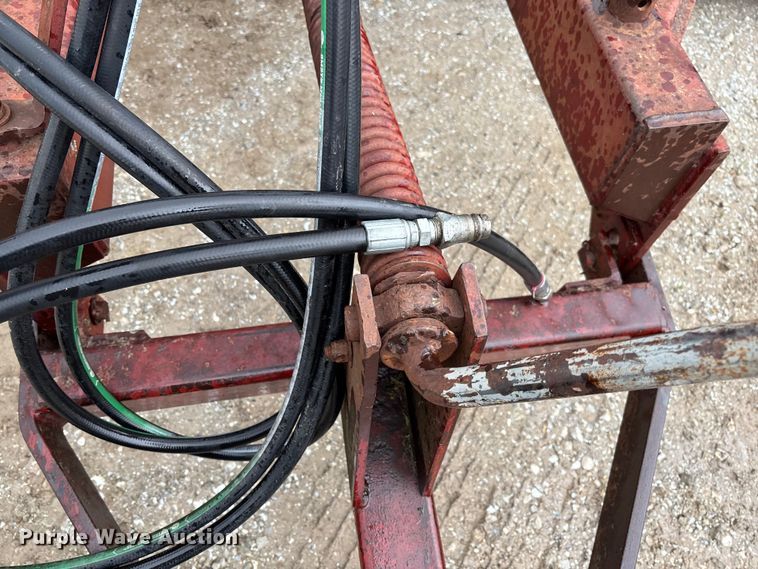 image for item FC5784 International 490 tandem disk
