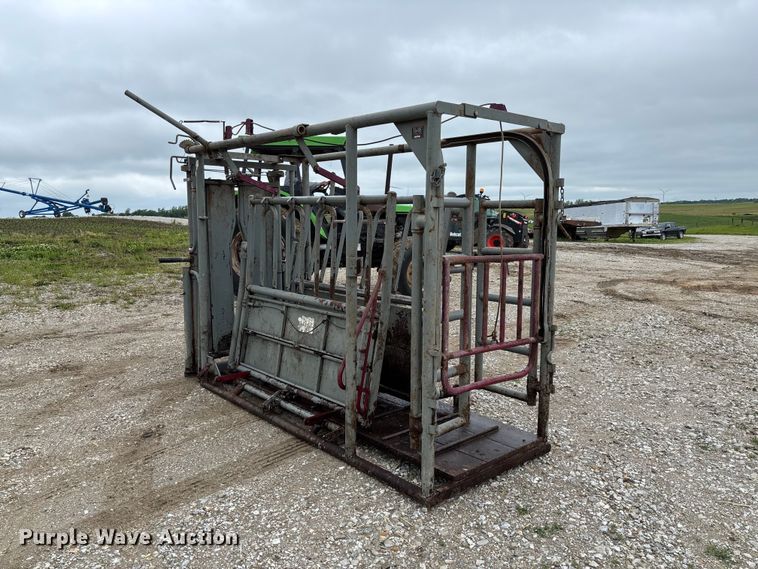 image for item FC5787 WW Manufacturing squeeze chute