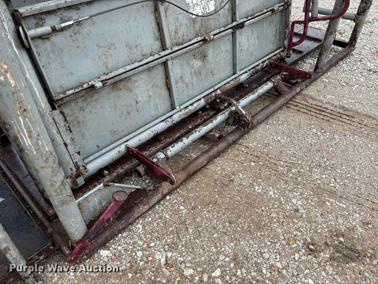 image for item FC5787 WW Manufacturing squeeze chute
