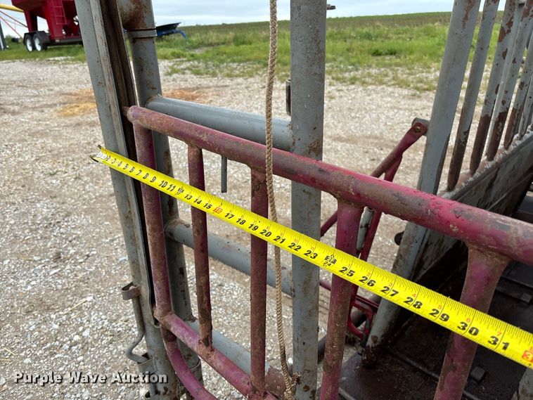image for item FC5787 WW Manufacturing squeeze chute