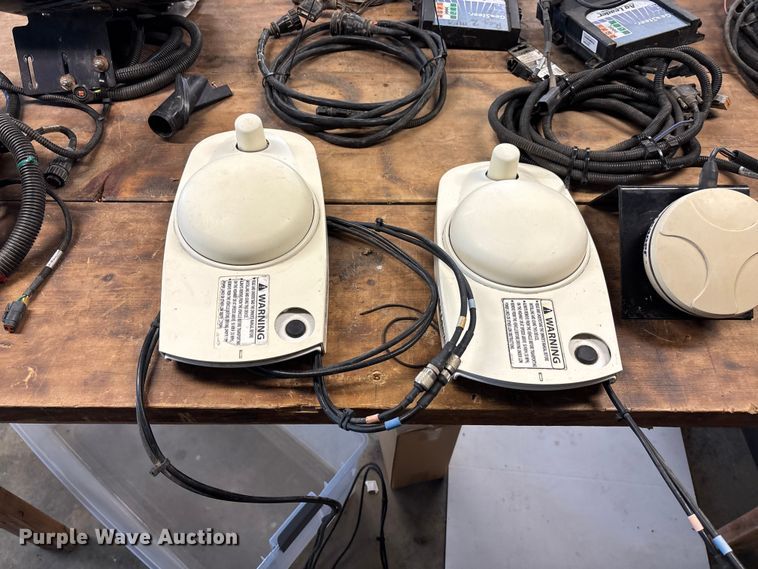 image for item FC5790 Ag Leader 1500 GPS equipment