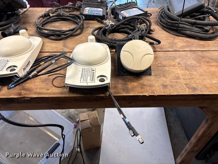 image for item FC5790 Ag Leader 1500 GPS equipment