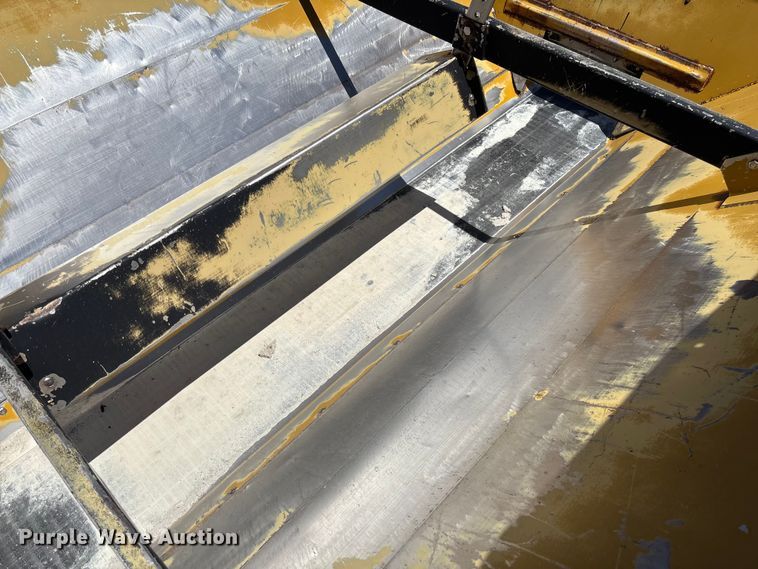 image for item FC5834 1994 International 2574 applicator truck