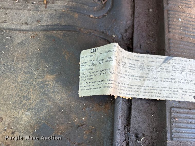 image for item FC5834 1994 International 2574 applicator truck