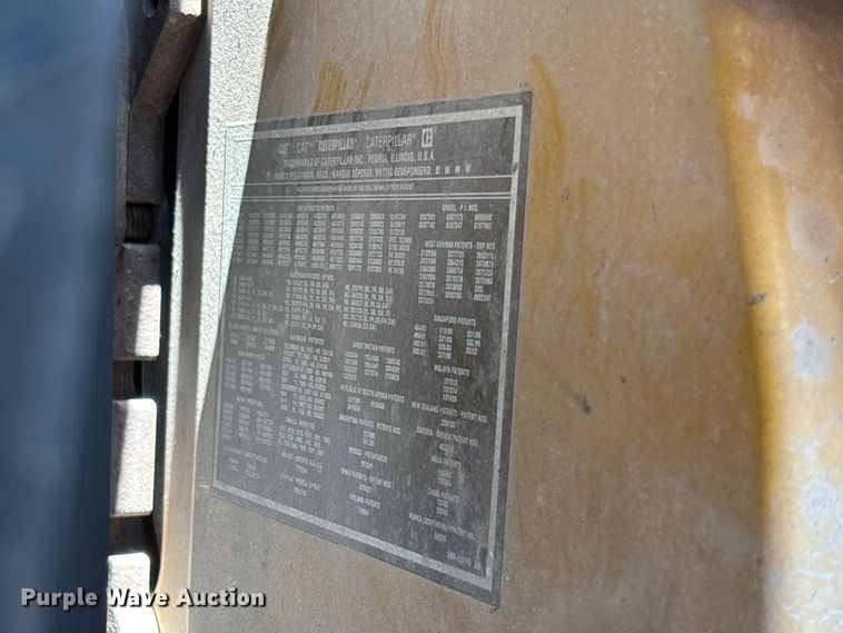 image for item FC5834 1994 International 2574 applicator truck