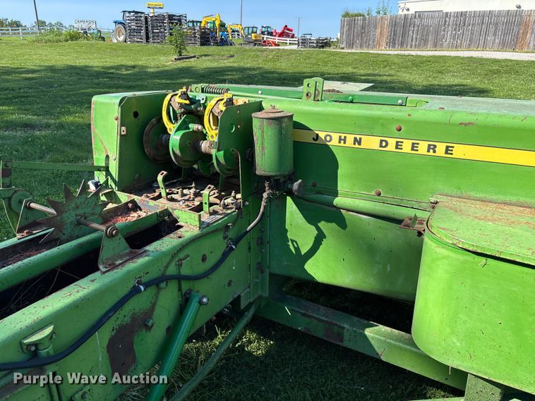 image for item FC5884 John Deere 346 small square baler