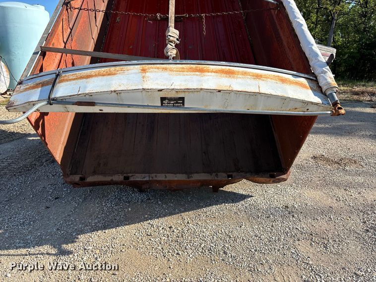 image for item FG0339 1974 Chevrolet C60 grain truck