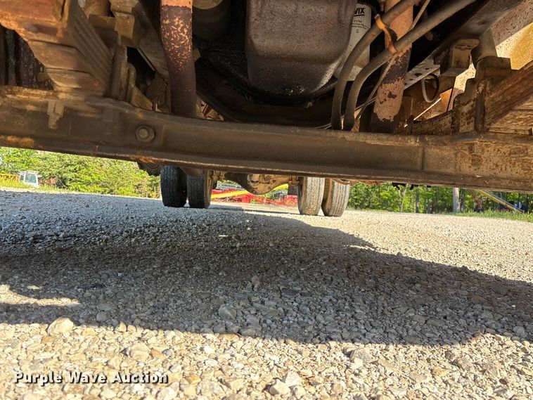 image for item FG0339 1974 Chevrolet C60 grain truck