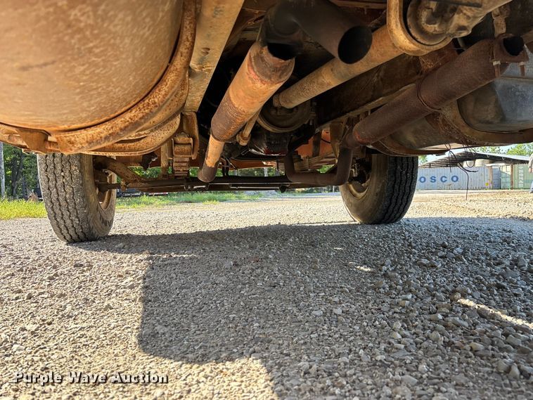image for item FG0339 1974 Chevrolet C60 grain truck
