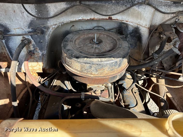 image for item FG0339 1974 Chevrolet C60 grain truck