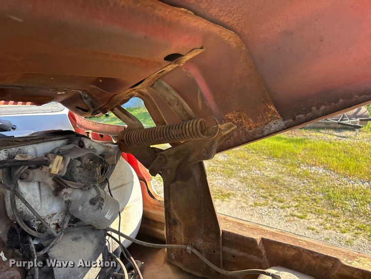image for item FG0339 1974 Chevrolet C60 grain truck