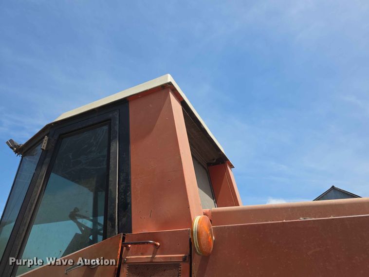 image for item FH6123 Hesston 6450 swather / windrower