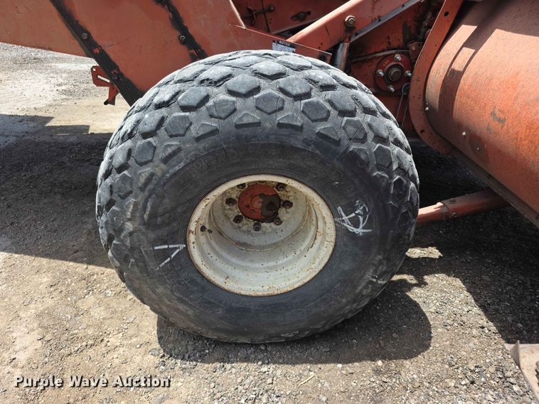 image for item FH6123 Hesston 6450 swather / windrower