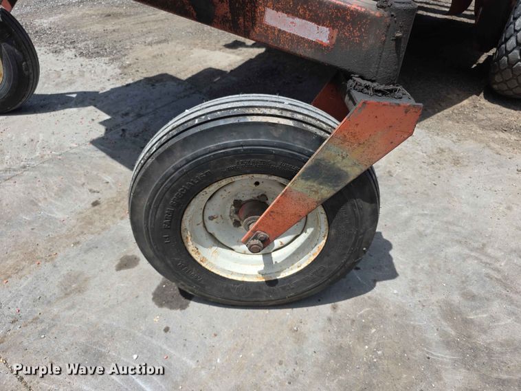 image for item FH6123 Hesston 6450 swather / windrower