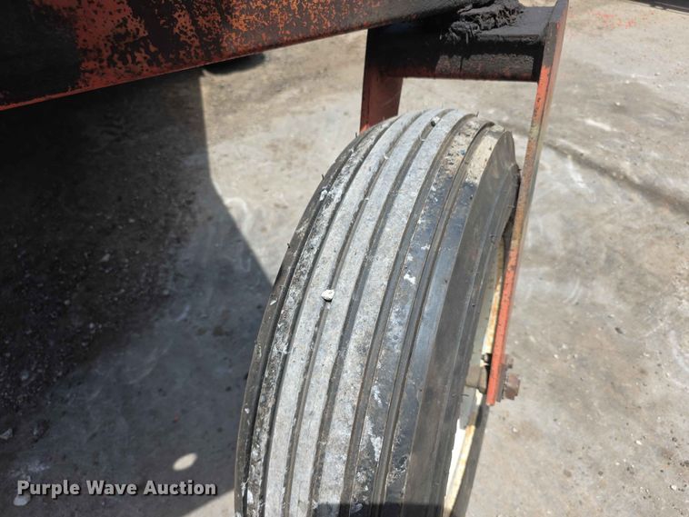 image for item FH6123 Hesston 6450 swather / windrower