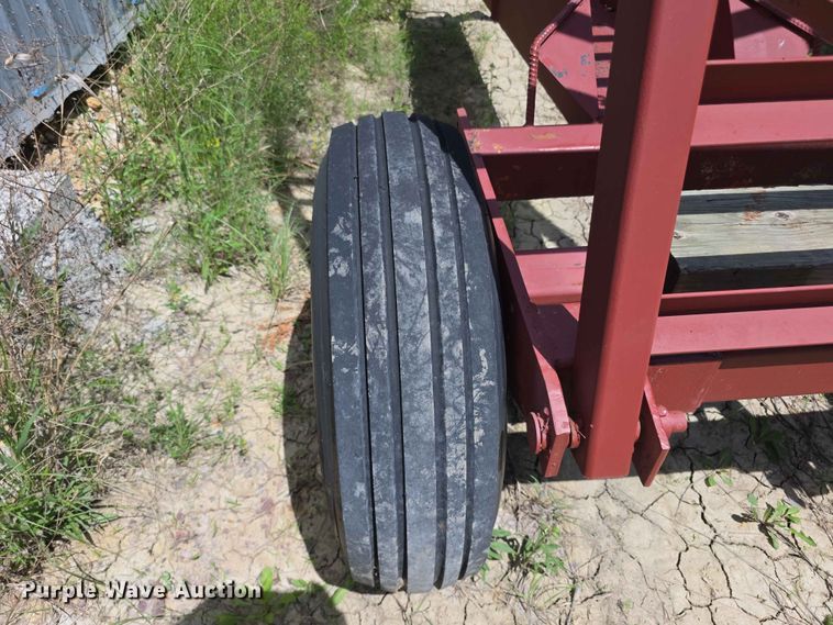 image for item FH6123 Hesston 6450 swather / windrower