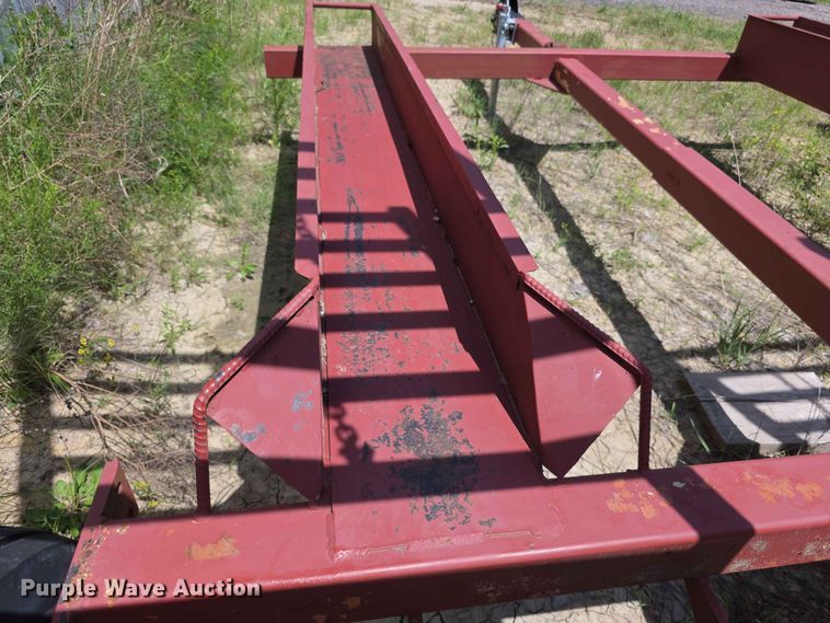 image for item FH6123 Hesston 6450 swather / windrower