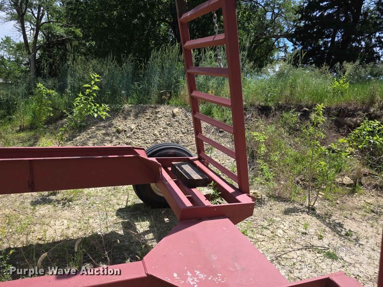 image for item FH6123 Hesston 6450 swather / windrower