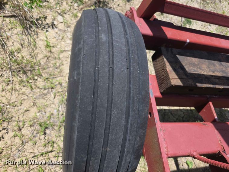 image for item FH6123 Hesston 6450 swather / windrower