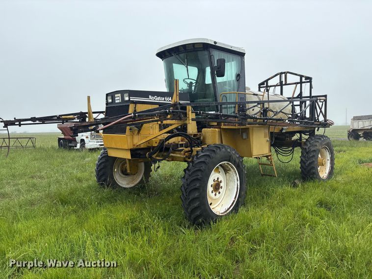 image for item FI0186 Ag-Chem RoGator 664 sprayer