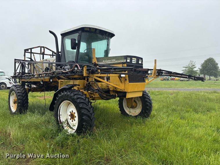 image for item FI0186 Ag-Chem RoGator 664 sprayer