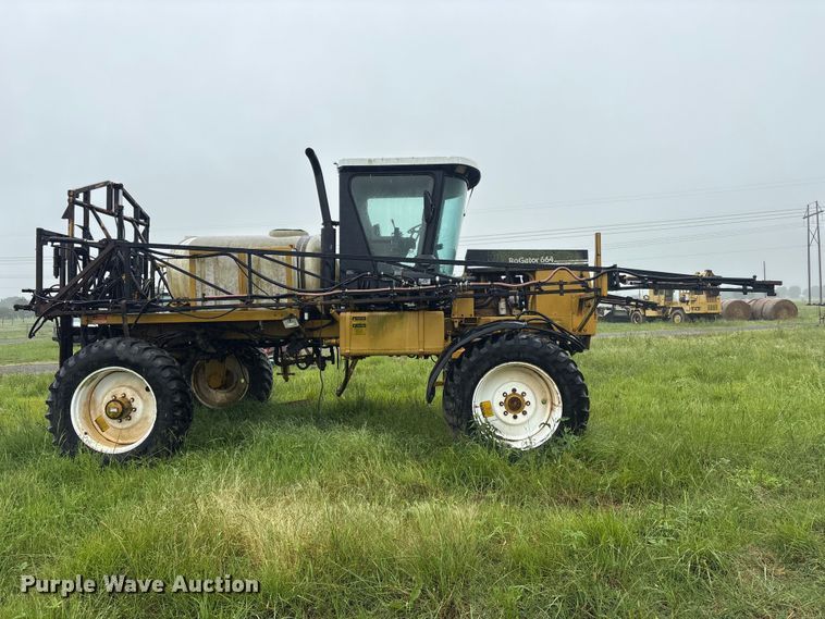 image for item FI0186 Ag-Chem RoGator 664 sprayer