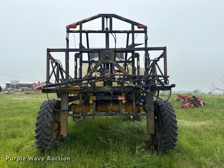 image for item FI0186 Ag-Chem RoGator 664 sprayer