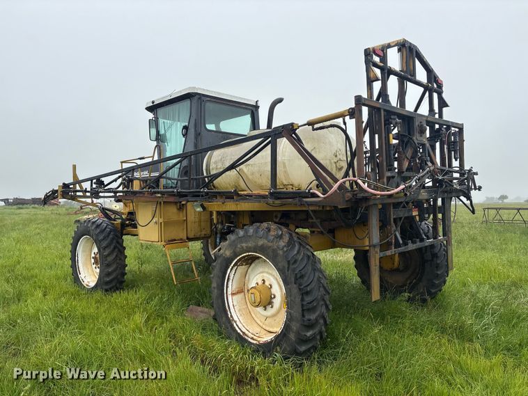 image for item FI0186 Ag-Chem RoGator 664 sprayer