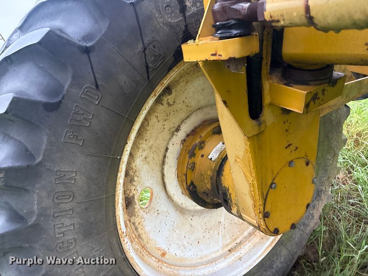 image for item FI0186 Ag-Chem RoGator 664 sprayer