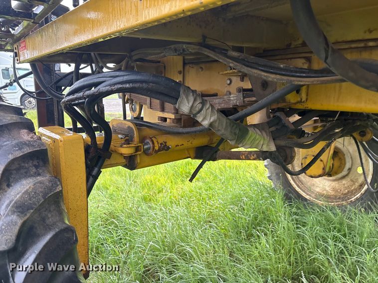 image for item FI0186 Ag-Chem RoGator 664 sprayer