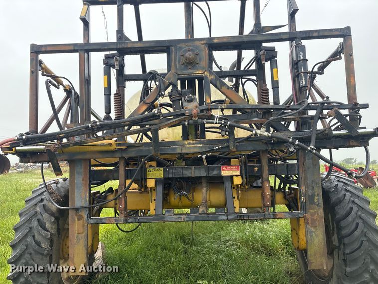 image for item FI0186 Ag-Chem RoGator 664 sprayer