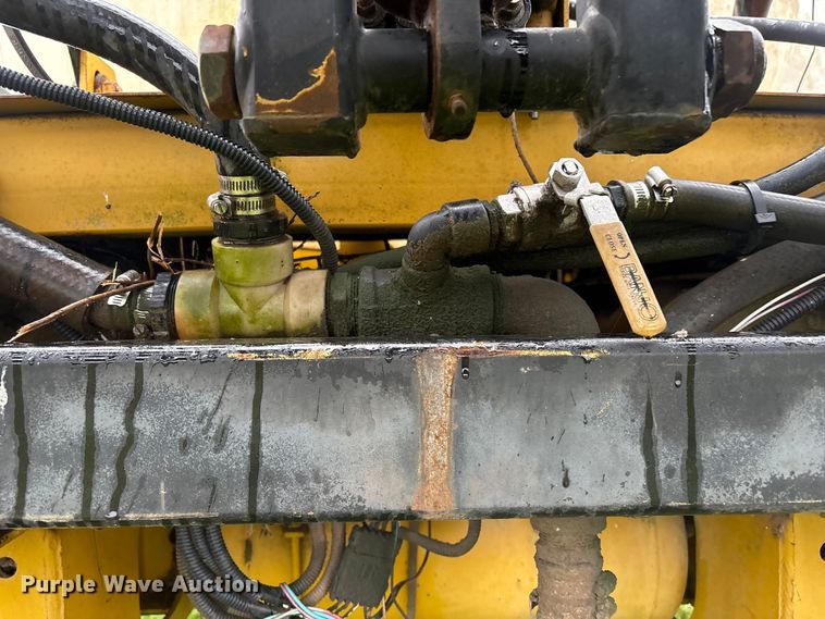 image for item FI0186 Ag-Chem RoGator 664 sprayer