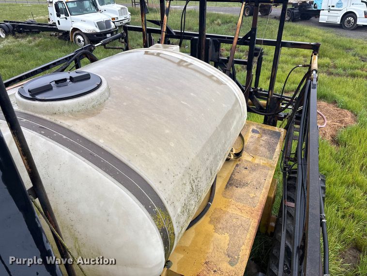 image for item FI0186 Ag-Chem RoGator 664 sprayer