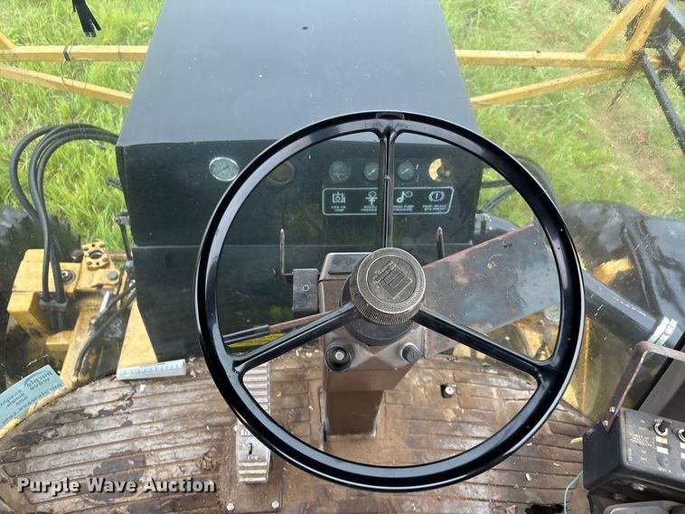 image for item FI0186 Ag-Chem RoGator 664 sprayer