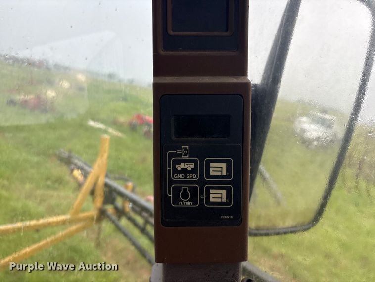 image for item FI0186 Ag-Chem RoGator 664 sprayer
