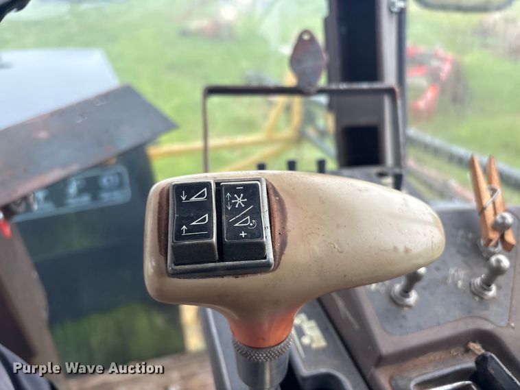 image for item FI0186 Ag-Chem RoGator 664 sprayer