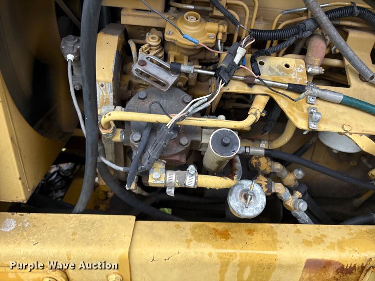 image for item FI0186 Ag-Chem RoGator 664 sprayer