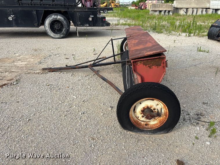 image for item FI0206 Gandy 1010T seeder