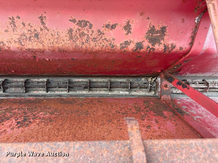 image for item FI0206 Gandy 1010T seeder
