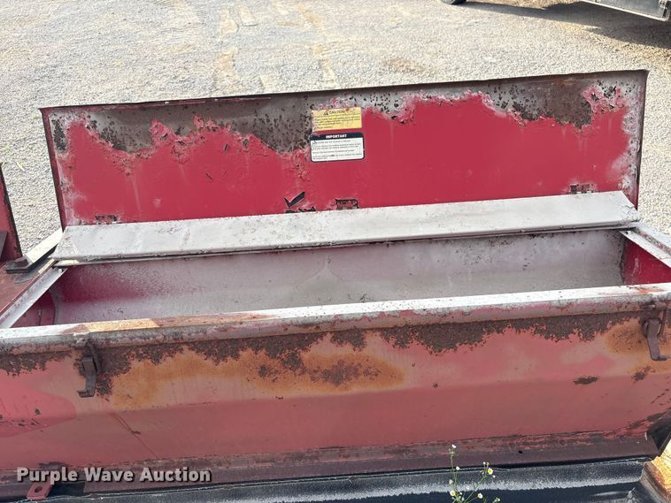 image for item FI0206 Gandy 1010T seeder