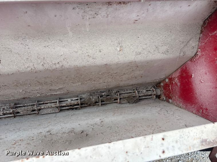 image for item FI0206 Gandy 1010T seeder