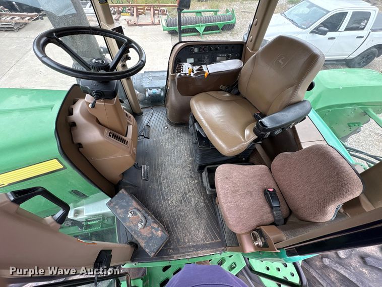 image for item FK1489 2011 John Deere 9630 4WD tractor