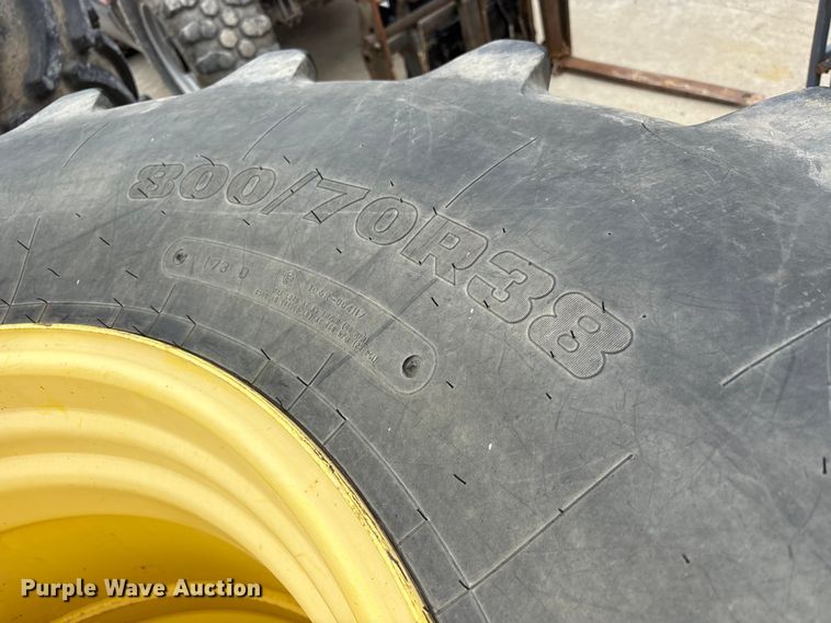 image for item FK1489 2011 John Deere 9630 4WD tractor
