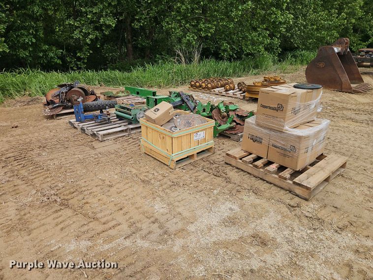 image for item FN5689 Planter parts
